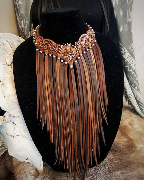 The last tooled fringe necklace got sold within few minutes ! They are both unique and i only have 2 available. Shop at www.jessicaraymondleather.com #fringenecklace #fringes #leathernecklace #westernfashion #westernnecklace #nfrfashion #nfrstyle #nfrfashion2018 #nfroutfits #nfrready #westernoutfit #cowgirlfashionista #westernwear #tooledleather #tooling #leatheraccessories #leatherjewelry #westernjewelry #rodeofashion #leatherartist #madeincanada #canadianmade #leather Leather Statement Necklace, Nfr Style, Leather Artist, Nfr Fashion, Western Necklaces, Western Clothes, Leather Stitching, Diy Jewelry Necklace, Rodeo Fashion