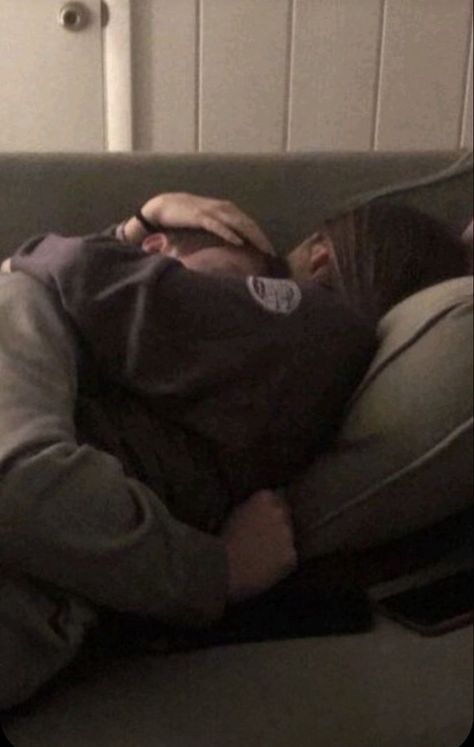 Couples Asleep, Cuddle Pose Ref, Snuggling Couple, Boyfriend Sleeping, Girls Cuddling, Couple Sleeping, Cuddling On The Couch, Cute Couples Cuddling, Girl Sleeping