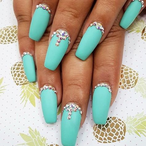 Teal Acrylic Nails, Nails With Gems, Teal Nail Designs, Ombre Nail Art Designs, Young Wedding, Aqua Nails, Summer Nail Ideas, Green Acrylic Nails, Teal Nails