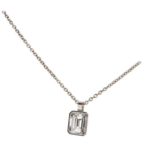 White Diamond Jewelry, Magnificent Jewels, White Gold Pendant Necklace, Vintage Pendant Necklace, Necklaces Pendant, White Gold Pendant, Antique Pendant, Casual Jewelry, Emerald Cut Diamond