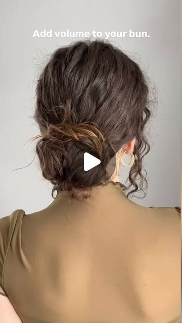 Jennie 🌷 | Curly Hair Care and Simple Hairstyle Tutorials on Instagram: "Add volume to your bun with Blush Silks classic and mini silk scrunchies. Go check out their Black Fridays deals now! @blushsilkspillowcases 💕

#lowbun #volumebun #updo #scrunchie #silkscrunchie #scrunchiehairstyles #hairstyletutorial #curlyhairstyles" Jennie Curly Hair, Instagram Add, Simple Hairstyle, Silk Scrunchies, Hairstyle Tutorials, Low Bun, Curly Hair Care, Scrunchie Hairstyles, Half Up