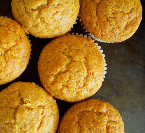 Sweet Potato Cornbread Muffins - The Hungry Lyoness Sweet Potato Corn Muffins, Sweet Potato Cornbread Muffins, Sweet Potato Cornbread Recipes, Recipes Sweet Potato, Sweet Potato Muffin Recipe, Clean Lunch, Bourbon Sweet Potatoes, Cornbread Muffins Recipe, Sweet Potato Cornbread