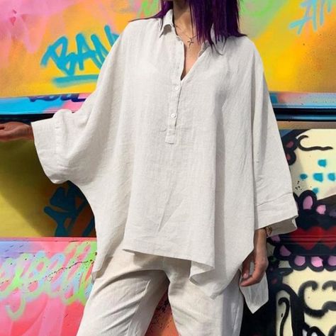 Mode Abayas, Batwing Sleeve Blouse, Clothes Streetwear, Spring Blouses, Streetwear Summer, Oversize Women, Linen Casual, Clothing Vintage, Mode Hijab