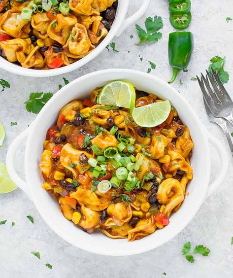 Mexican Tortellini, Love Recipe, Seven Layer Salad, Tortellini Recipes, Mexican Soup, Layered Salad, Mexican Dinner, Vegetarian Dinners, Healthy Veggies