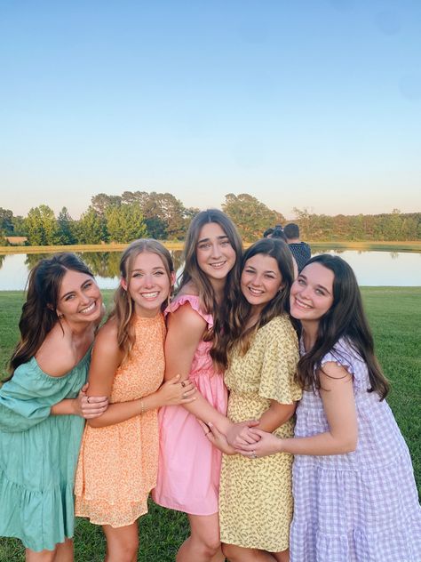 Colorful Group Outfits, Friends Photoshoot Outfits, Pastel Group Outfits, Pastel Color Photoshoot, Spring Group Photoshoot, Pastel Bachelorette Outfits, Roommate Photoshoot, Haunting Adaline, Pastel Photoshoot