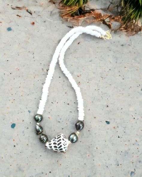 Hebrew Cone Shell, Taxidermy Jewelry, Puka Shell Necklace, Cone Shell, Hawaiian Jewelry, Puka Shell, Handmade Fashion Jewelry, Shell Necklace, Tahitian Pearls