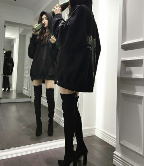 Mode Ulzzang, Korean Fashion Ideas, Goth Outfit, Mode Grunge, Korean Fashion Outfits, K Fashion, Mode Kpop, Korean Fashion Trends, Ținută Casual