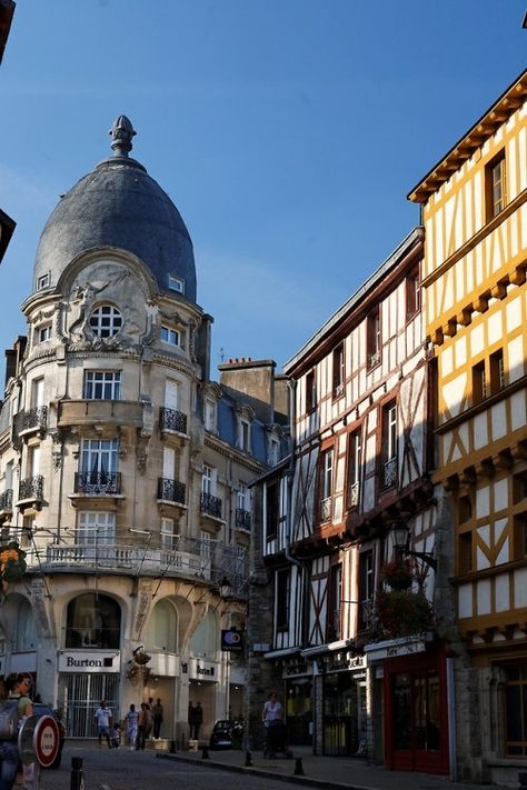 Vannes - France (byNicolas Loison) IFTTT Tumblr Food Travel, Amazing Places, New Post, The Good Place, Louvre, Street View, France, Road, Tumblr