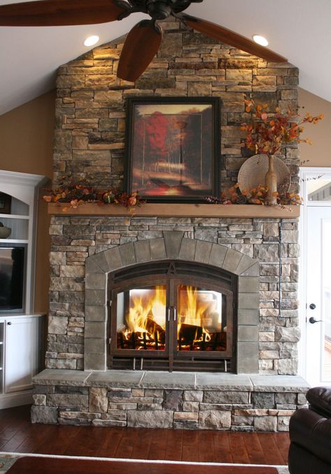 Floor-to-Ceiling stone fireplace with full-width wood mantel Outdoor Wood Fireplace, Two Sided Fireplace, Indoor Outdoor Fireplaces, Outdoor Fireplace Designs, Double Sided Fireplace, Farmhouse Fireplace, Rustic Fireplaces, Lovely Photo, Fireplace Remodel