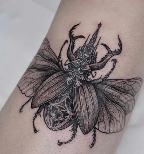 Caterpillar Tattoo, Dna Tattoo, Beetle Tattoo, Insect Tattoo, Bug Tattoo, Traditional Tattoo Design, Beautiful Tattoo, Botanical Tattoo, Calf Tattoo