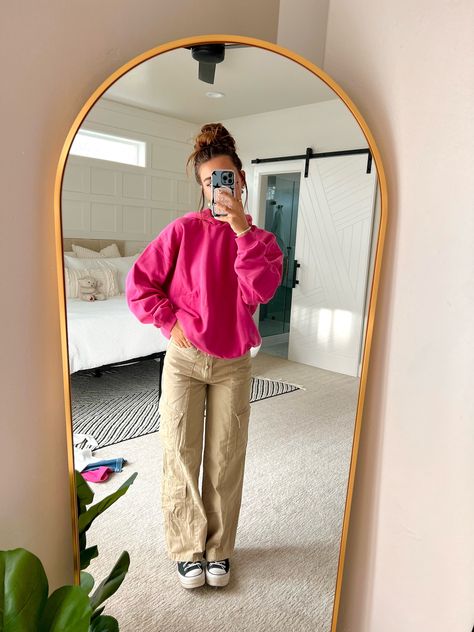 Pink Hoodie Outfit, Colorful Summer Outfits, Basic Girl Outfit, Thrifted Outfits, Outfits With Converse, Cute Preppy Outfits, Girls Summer Outfits, Hoodie Outfit, Simple Trendy Outfits