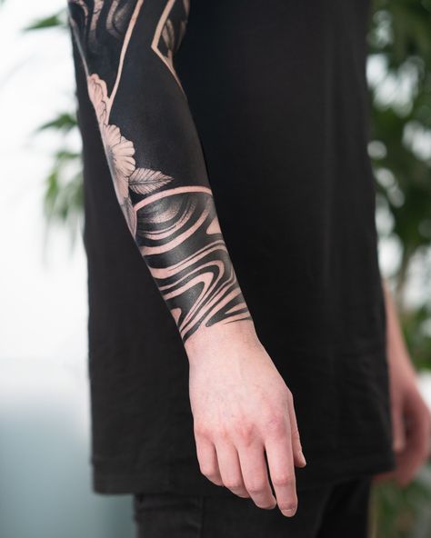 Blastover Tattoo, Blackwork Sleeve, Patterns Of Nature, Dr Woo, Dibujos Tattoo, Blackout Tattoo, Dot Tattoos, Full Arm Tattoos, Arm Art