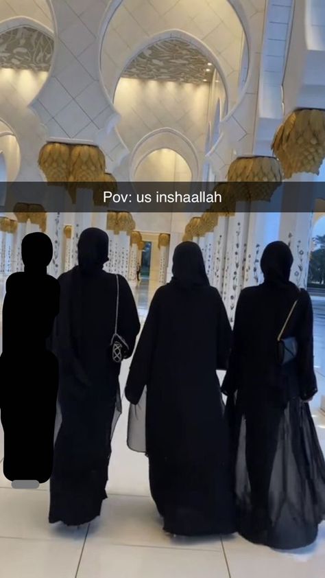 4 Hijabi Friends Aesthetic, Matching Abayas Friends, 4 Sisters Aesthetic, Hijabi And Non Hijabi Friends, Abaya Friends, Sister Goals Aesthetic, Muslim Friends Aesthetic, Hijabi Friends Aesthetic, Friends Islam