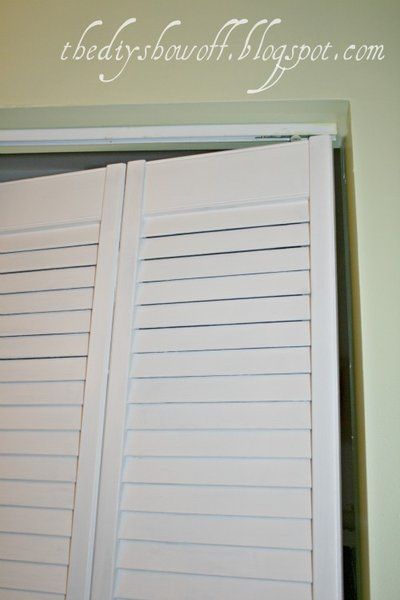 DIY Project Parade: Closet Doors – How to Turn BiFold Doors into French Doors Bifold Doors Into French Doors, Bifold Door Diy, Louvered Bifold Doors, Bifold Doors Makeover, Door Diy Projects, Closet Transformation, Doors Diy, Closet Door Makeover, Bifold Door