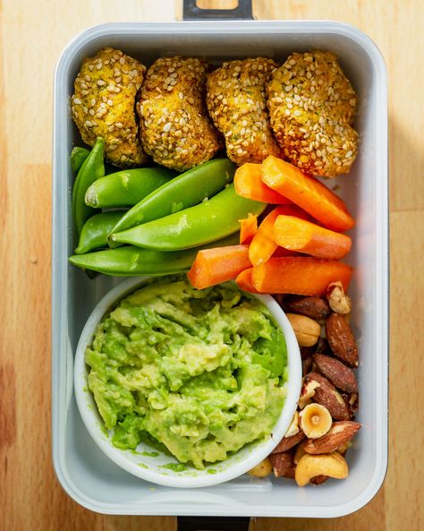 Starbucks Chickpea Bites, Chickpea Lunch, Chickpea Bites, Vegan Copycat, Chickpeas Protein, Clean Lunch, Meatless Dinners, Cooking Lifestyle, Prep Meals