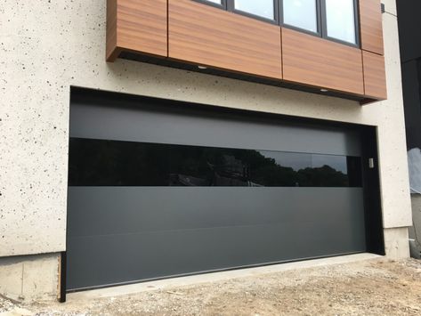 Modern Garage Door, House Front Gate, Contemporary Garage Doors, Aluminium Garage Doors, Double Garage Door, Aluminum Garage, Garden Gates And Fencing, Sectional Garage Doors, Modern Garage Doors