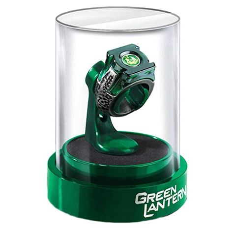 Noble Collection - Green Lantern Movie Replica 1/1 Hal Jordan's Ring Dc Green Lantern, Green Lantern 2011, Green Lantern Power Ring, Green Lantern Movie, Green Lantern Ring, Lantern Rings, Noble Collection, Green Lantern Corps, Ring Display