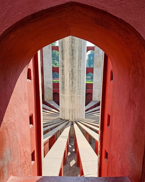 Delhi is a city steeped in history and full of unexpected relics of the past. The Jantar Mantar is an ancient astronomical observatory full of 13 huge stone instruments built to measure the stars and track the sun. These incredible structures can be found in the heart of the Indian capital and are well worth a visit! Read more in our guide to visiting Delhi’s Jantar Mantar on our travel blog - see link in bio. 📍Jantar Mantar, Delhi, India 🇮🇳 Follow @adventuresofjellie for more travel con... Jantar Mantar Delhi, Delhi Architecture, Delhi Travel, Jantar Mantar, Astronomical Observatory, Backpacking India, Travel India, Travel Content, North India