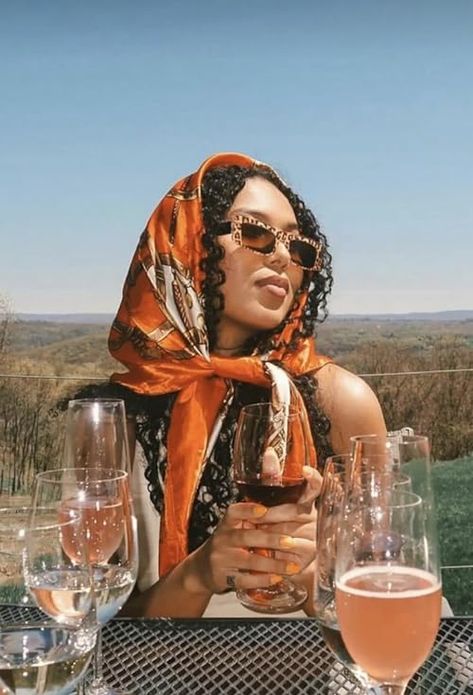 Head Scarf Outfit, Vineyard Outfit, Scarf Aesthetic, Upbeat Music, Hair Scarf Styles, Head Scarf Styles, Euro Summer, Scarf Outfit, Photographie Inspo