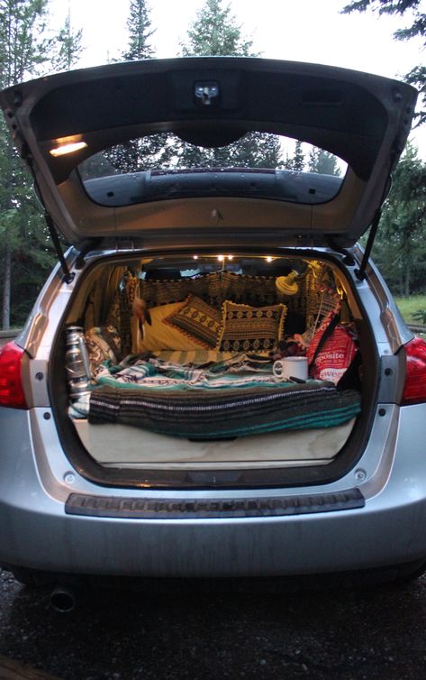 Bret Easton Ellis, Sleep In Car, Sleeping In Your Car, Living In Car, Suv Camper, Auto Camping, Emily Ann, Suv Camping, Adventure Car