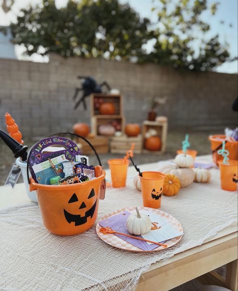 Halloween 2 Year Birthday, Spooky One First Birthday Food, A Spooky One Birthday, October First Birthday Boy, Boy Halloween Birthday Party, Halloween First Birthday Boy, 1st Birthday Halloween Theme, October Birthday Party Ideas, October Birthday Themes