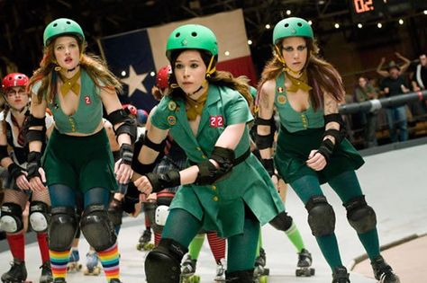 Smashley Simpson (Whip It) Whip It Movie, Halloween Costume Teenage Girl, Roller Quad, Roller Derby Girls, Ellen Page, Derby Girl, Kristen Wiig, Whip It, Sports Movie