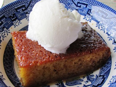 Easy Malva pudding recipe with ideal milk Malva Pudding Recipe, Sticky Toffee Pudding Cake, Malva Pudding, African Dessert, Toffee Pudding, Clam Recipes, Sticky Toffee Pudding, Kinds Of Desserts, Sticky Toffee