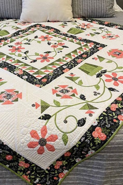 Applique Quilt Borders, Quilt Borders Ideas, Flower Quilt Patterns, Vintage Quilts Patterns, 3d Quilts, Fiber Art Quilts, Quilting Notions, Sewing And Quilting, Quilt Border