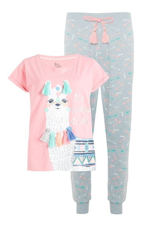 Piyama llama Llama Pajamas, Cute Pjs, Cute Sleepwear, Women's Pajamas, Cute Pajamas, Satin Pyjama Set, Womens Pyjama Sets, Pajama Set Women, Pusheen