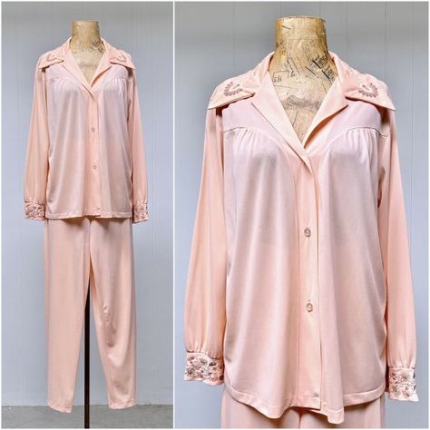 Breakfast in Bed for Mothers Day-the vintage fashion parade for the week of May 8th | Vintage Fashion Guild Forums 1960s Pajamas Women, 60s Pajamas Vintage, 60s Pyjamas, 1970s Sleepwear, 70s Pyjamas, 70s Pjs, 70s Sleepwear, 1970s Pajamas, 2000s Pajamas