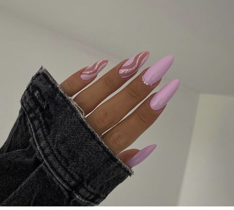 Almond Nails Pink, Peach Nails, Indigo Nails, Almond Nails Designs, Cute Summer Nails, Acrylic Nails Coffin Short, Pastel Nails, Chic Nails, Rhinestone Nails