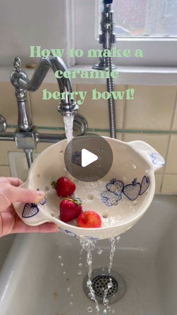 Ceramic berry bowl