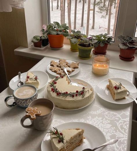 Winter Cooking Aesthetic, Christmas Aethstetic, Cakes And Desserts, Christmas Dreaming, Christmas Vibe, Think Food, Christmas Feeling, Christmas Inspo, Winter Vibes