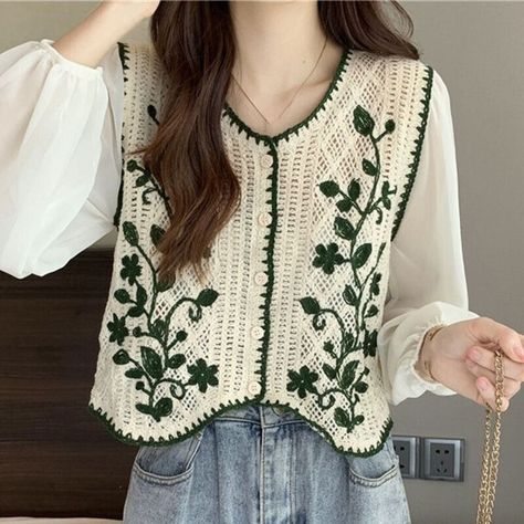 Crochet Lace Vest Pattern, How To Style Crochet Vest, Crochet Vest Styling, Crochet Vest Outfits For Women, Crochet Vest Top Pattern, Crochet Button Down, Crochet Clothes And Accessories, Summer Vest Outfits For Women, Colorful Vest Outfit