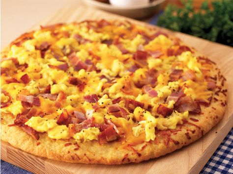 Bacon and Eggs | boboli Breakfast Pizza Recipes, Food Sale Ideas, Paleo Brunch Recipes, Boboli Pizza, Boboli Pizza Recipes, Scramble Eggs, Egg Pizza, Breakfast Favorites, Menu Sarapan Sehat