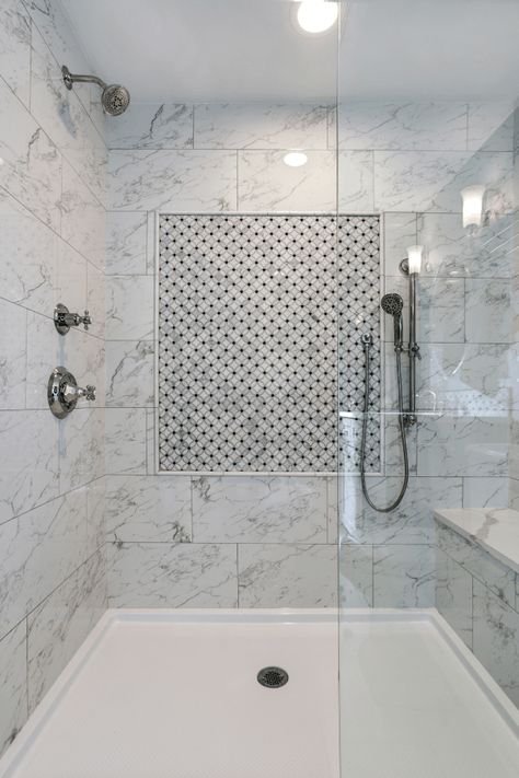 Marble Shower Tile, Marble Showers, Bathroom Remodel Shower, Shower Remodel, Marble Mosaic, Shower Stall, Bath Remodel, Bathroom Remodel Master, Décor Diy