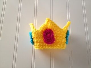 Princess Peach Crown by jkclaver.deviantart.com on @DeviantArt Crochet Princess Peach Crown, Princess Peach Crochet Pattern, Crochet Princess Peach, Croshet Hat, Princess Peach Crown, Shrink Charms, Mario Crochet, Crochet Crown, Crochet Photo Props