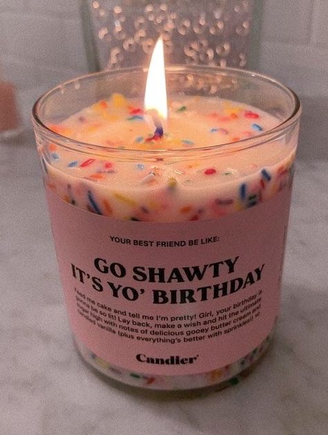 Candle Obsession, Cute Candles, Aesthetic Candles, Candle Aesthetic, Bday Girl, Foto Baby, Candle Cake, Friends Are Like, Friend Birthday