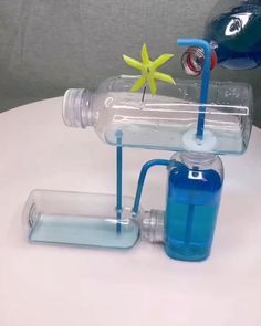 Hadiah Diy, Diy Science Experiments, Science Crafts, Science Projects For Kids, Diy Science, Patio Diy, Plastic Bottle Crafts, Diy Crafts For Kids Easy, Kraf Diy