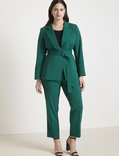 Flattering Plus Size Dresses, Plus Size Outfits Casual, Plus Size Business, Plus Size Tips, Look Office, Plus Size Suits, Look Plus Size, Woman Dresses, Jungle Green