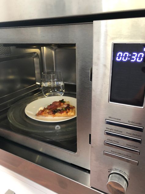 For the love of leftovers  — Domino's Newsroom Pizza In Microwave, Beat Chips, Reheating Pizza, Microwave Pizza, Pizza Hacks, Reheat Pizza, Pizza Cups, Microwave Grill, Dominos Pizza