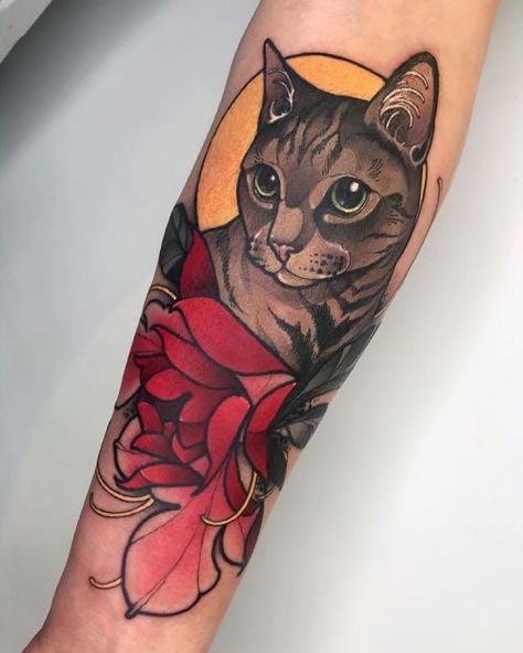 Sphynx Cat Tattoo, Cat Face Tattoos, Tatuaje Cover Up, Cat Portrait Tattoos, Black Cat Tattoos, Cat Tattoo Designs, Spooky Tattoos, Tatuaje A Color, Time Tattoos