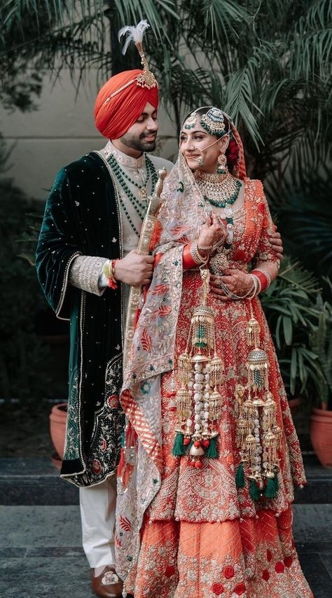 Punjabi Couple Wedding Dress, Punjabi Suit For Bride, Bridal Punjabi Lehnga Designs, Sikh Wedding Dress Punjabi Bride, Punjabi Reception Outfit, Bridal Suits Punjabi Sikh Bride, Punjabi Sherwani, Punjabi Wedding Lengha, Punjabi Bride Suit