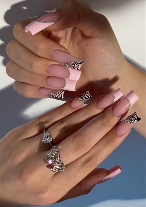 y2k nails,nails,nail inspo,pink nails,zebra nails, nail design, nail art, pink nail art, easy nail art, french nails,pink french ,pink french nails, Y2k Acrylics, Zebra Nails Acrylic, Pink Y2k Nails, Nails Zebra Print, Zebra Acrylic Nails, Pink Zebra Nails, Zebra Print Nails, Zebra Nails, Wow Nails