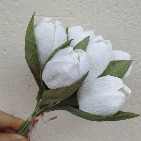 White Tulips Bouquet, White Tulip Bouquet, Tulips Bouquet, Tulip Bouquet, Crepe Paper Flowers, White Tulips, Crepe Paper, Paper Flowers, Tulips