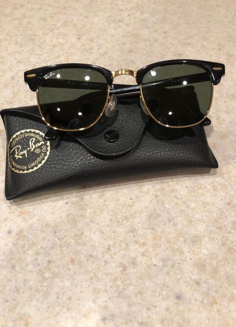 Glasses Women Fashion Eyeglasses, Ray Ban Original Wayfarer, Types Of Sunglasses, Mens Sunglasses Fashion, Mens Glasses Fashion, Trendy Glasses, Ray Ban Glasses, Fashion Eye Glasses, Fashion Eyeglasses