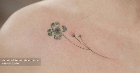 Micro-realistic four leaf clover tattoo on the Clover Tattoo Watercolor, Dainty Clover Tattoo, Four Leaves Clover Tattoo, Clover Tatoos, 5 Leaf Clover Tattoo, 4 Leaf Clover Tattoo, 5 Leaf Clover, Leaf Clover Tattoo, Four Leaf Clover Tattoo