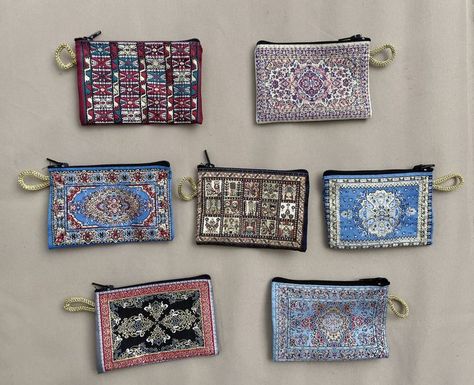 #coinpurse #smallgiftideas #affordablegift #giftideas #cheapgiftideas #thankyougift #birhtdaygift #giftsunder£5 #giftsunder5 Oyster Card, Little Accessories, Kilim Pattern, Cute Wallets, Cheap Gifts, Coin Bag, Affordable Gifts, Coin Purses, Rug Pattern