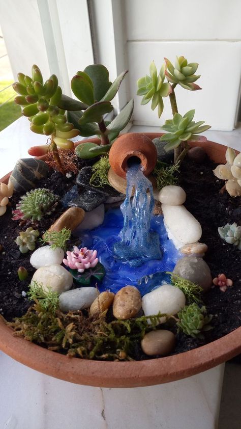 Garden Decorations Ideas, Miniature Zen Garden, Fairy Garden Pots, Gardening Decor, Mini Zen Garden, Teacup Gardens, Garden Decoration Ideas, Succulent Garden Design, Fairy House Diy