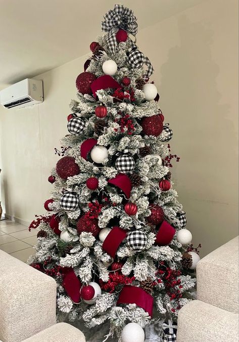 Christmas Trees With Black And White Buffalo Plaid, Red White Black Christmas Tree Ideas, Red Black And White Plaid Christmas Tree, Black And White Christmas Tree Decorations Ideas, Silver Black And Red Christmas Tree, Red And Plaid Christmas Tree, White Black Red Christmas Tree, Red Buffalo Christmas Tree, Red And Buffalo Plaid Christmas Tree